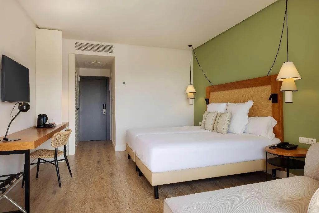 Room, AluaSoul Costa Adeje (Adults Only +16), Tenerife