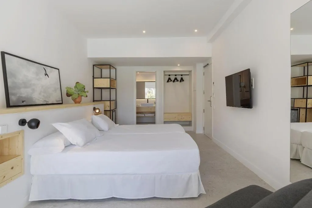 DOUBLE PARTIAL SEA VIEW Room, HM Ayron Park, Majorca