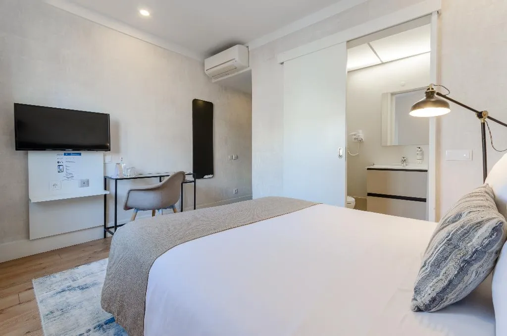 DOUBLE STANDARD Room, LX51 Lisbon Center - Studios & Suites by APT IIN, Lisbon