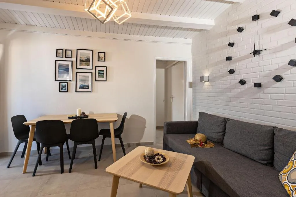 Room, Castello Apartments, Crete