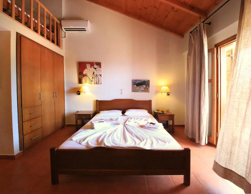 STUDIO STANDARD Room, Xenios Apartments, Kalamata