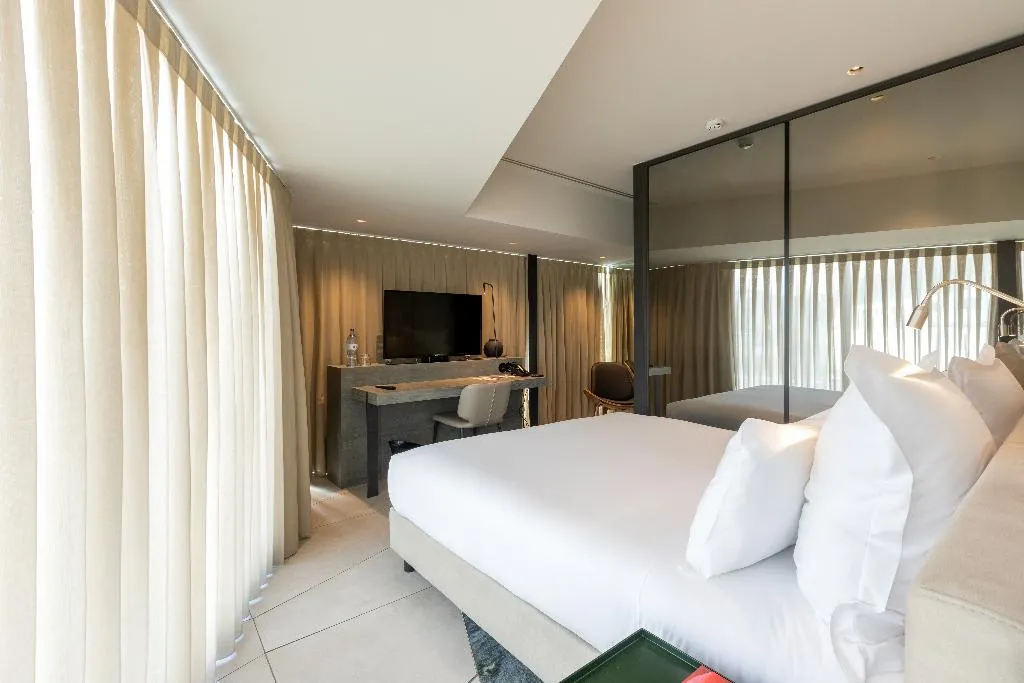 DOUBLE DELUXE PREMIUM Room, Porto Royal Bridges Hotel, Porto