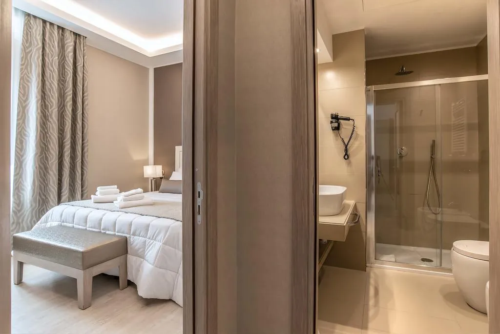 SUITE STANDARD Room, Genova, Rome