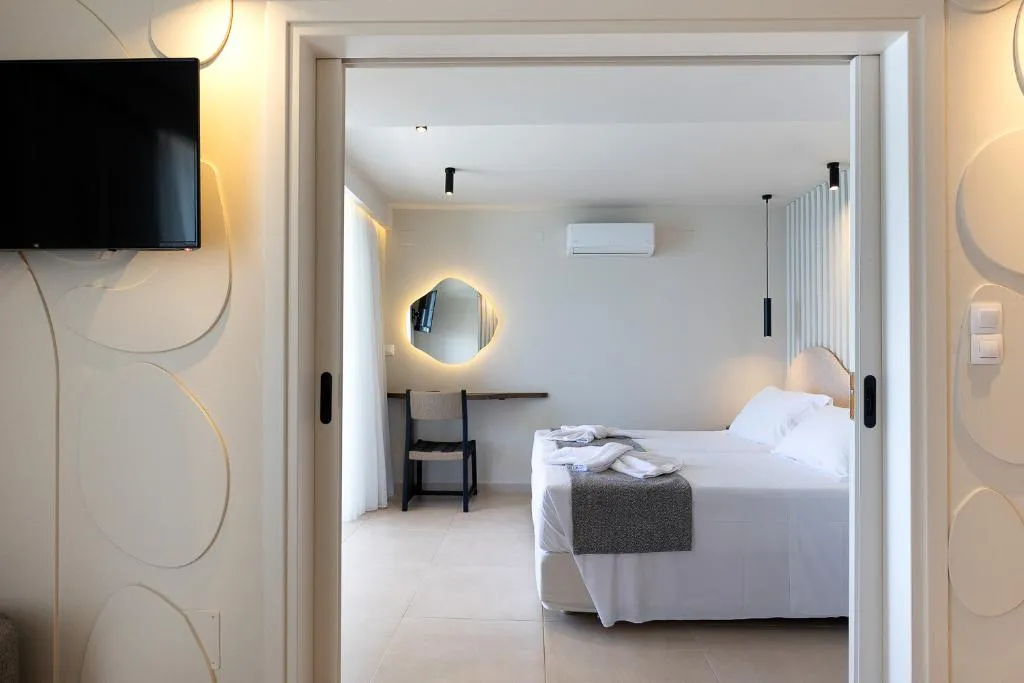 SUITE EXECUTIVE SEA VIEW Room, Alia Beach Hotel, Crete