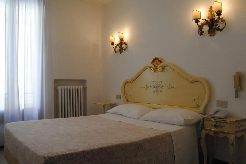 General view, Hotel Guerrini Venezia, Venice