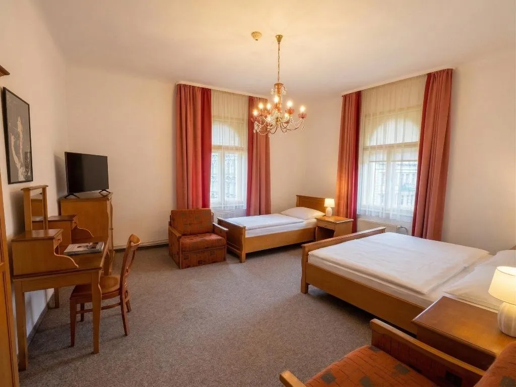FAMILY ROOM DELUXE Room, Brezina, Prague