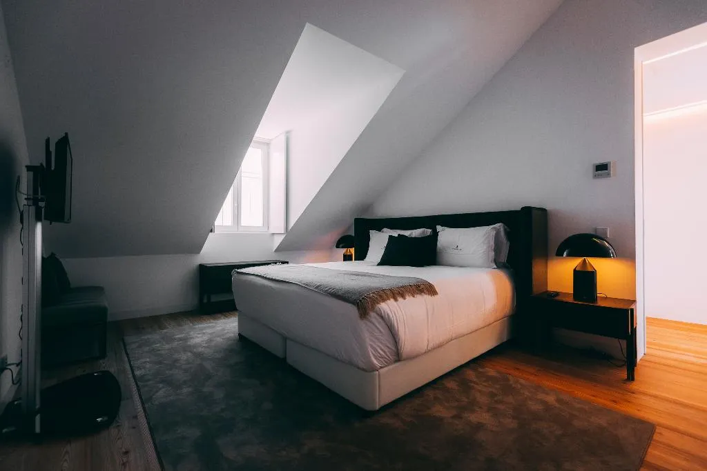 APARTMENT WITH BALCONY Room, Torel Palace Lisboa, Lisbon