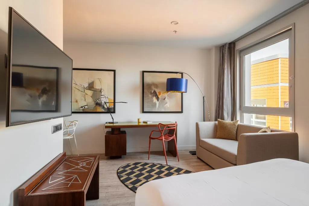 STUDIO WITH TERRACE Room, Naitly Barcelona Poblenou, Barcelona