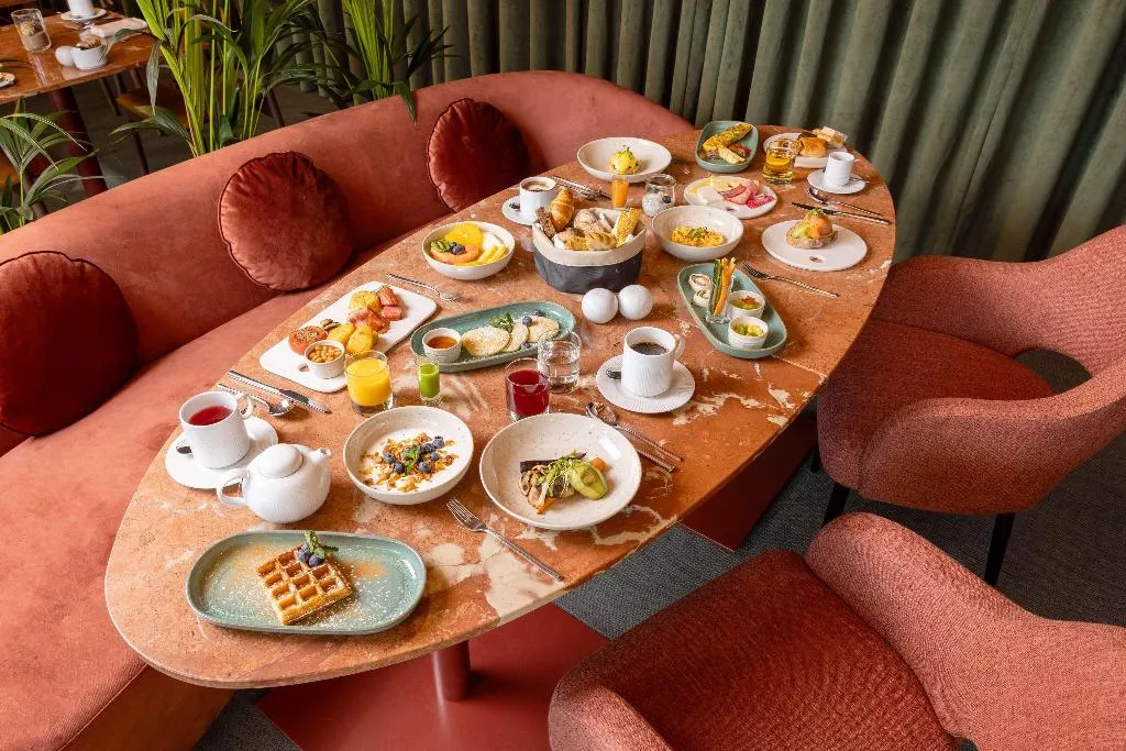 Restaurant, Cenica Porto Hotel, Curio Collection By Hilton, Porto