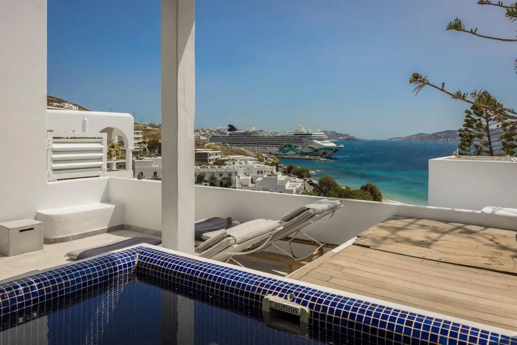 DOUBLE DELUXE WITH PRIVATE POOL Room, Grace Mykonos, Mykonos