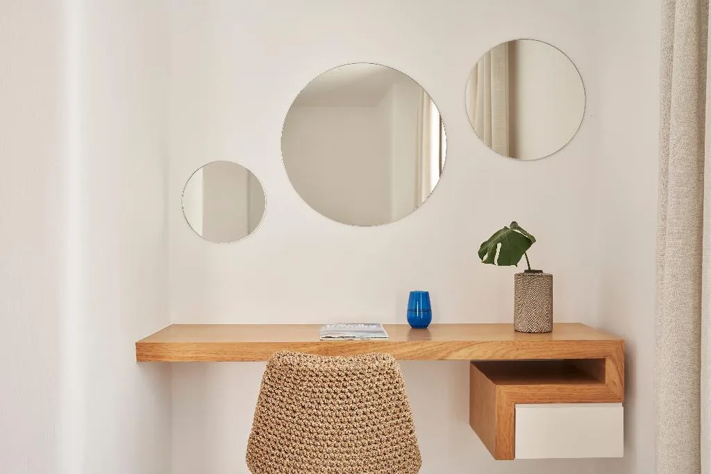 Double or Twin DELUXE Room, Paradise View, Mykonos