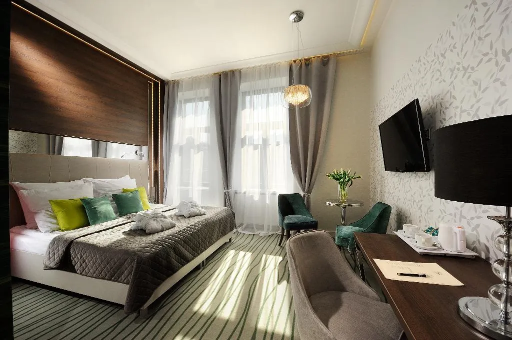 Double or Twin STANDARD Room, Plaza Boutique Hotel, Krakow