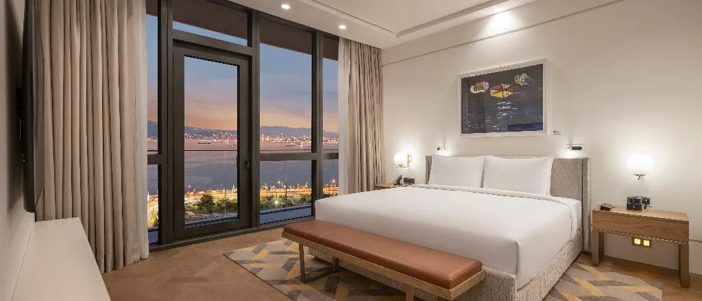 SUITE STANDARD Room, Grand Hyatt Izmir Istinyepark, Izmir