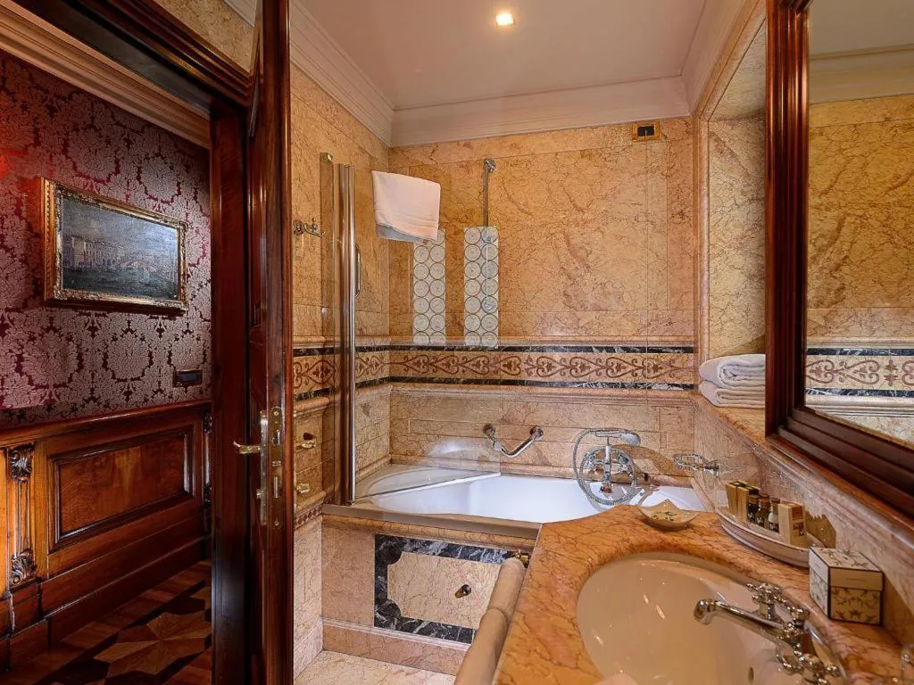 DOUBLE DELUXE Room, Bellevue Luxury Rooms - San Marco Luxury, Venice