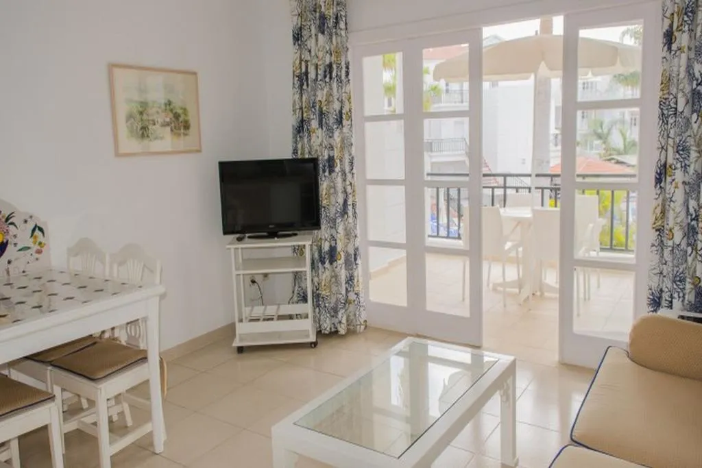 APARTMENT TWO BEDROOMS Room, Parque del Sol, Tenerife