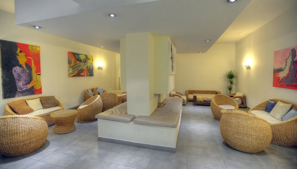 Lobby, St. Julian's Bay Hotel, Malta