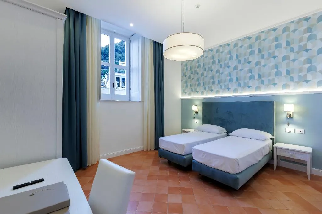 DOUBLE CLASSIC Room, D'amalfi Hospitality, Naples