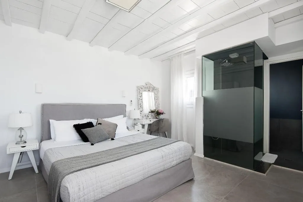 Room, Riva Suites, Mykonos