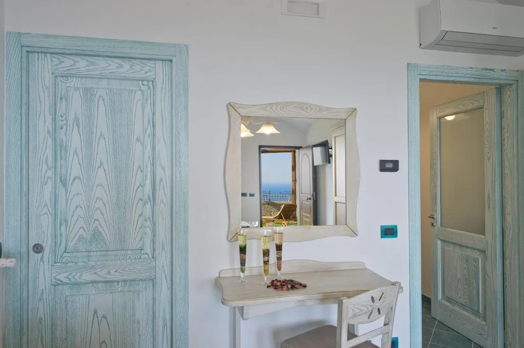 Room, La Mela Blu, Naples