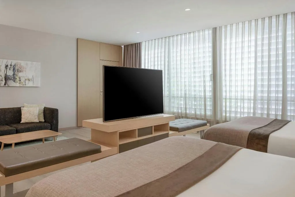 TWIN PREMIUM ONE BEDROOM Room, AC Barcelona Victoria Suites, Barcelona