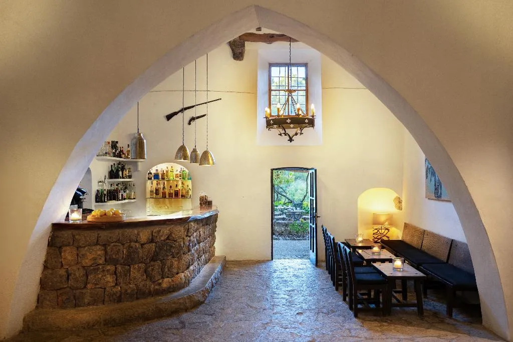 Bar, Es Port, Majorca
