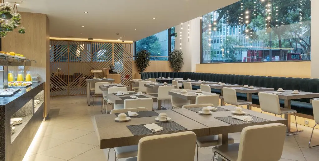 Restaurant, Ilunion Auditori, Barcelona