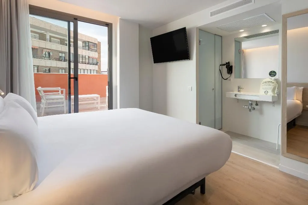 DOUBLE STANDARD Room, B&B HOTEL Alicante Centro, Costa Blanca