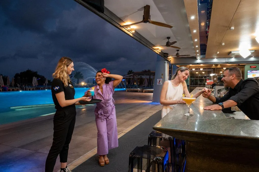 Bar, Royal & Imperial Belvedere Resort, Crete