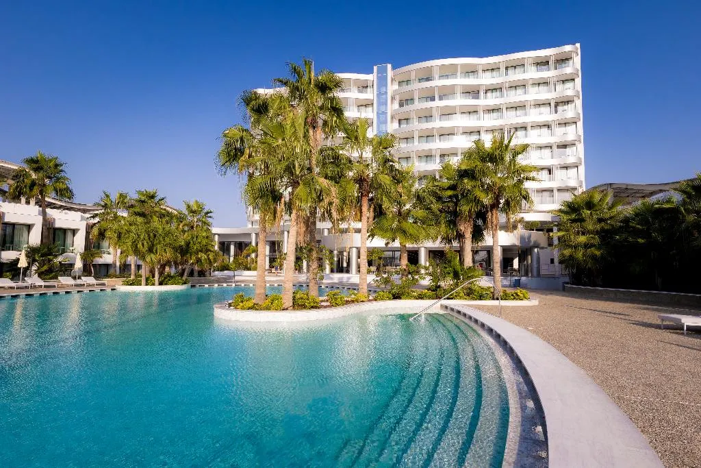 Pool, Radisson Beach Resort Larnaca, Cyprus