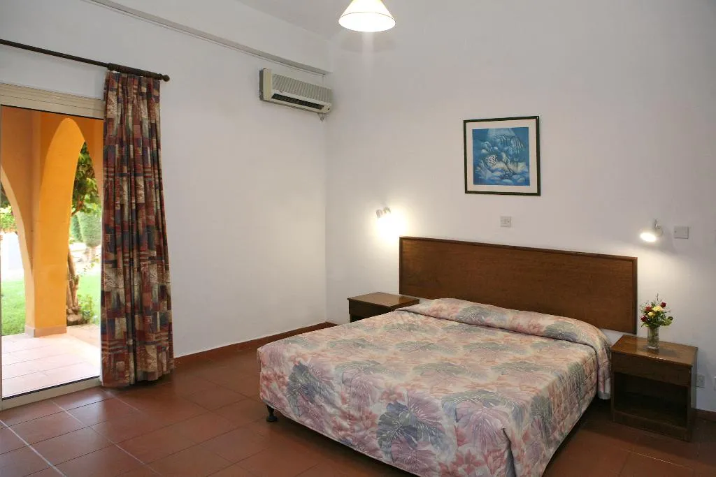 BUNGALOW STANDARD Room, Macronissos Village Club, Cyprus