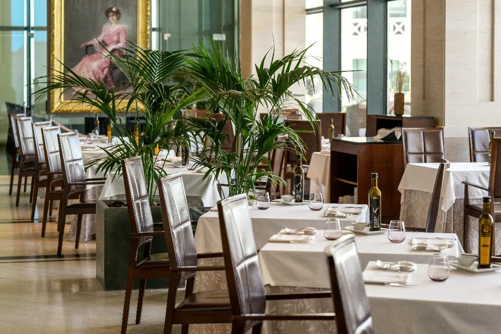 Restaurant, Santos Las Arenas Balneario Resort, Valencia