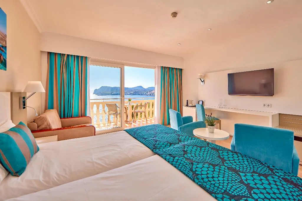 DOUBLE SUPERIOR SEA VIEW Room, Universal Hotel Lido Park & Spa, Majorca