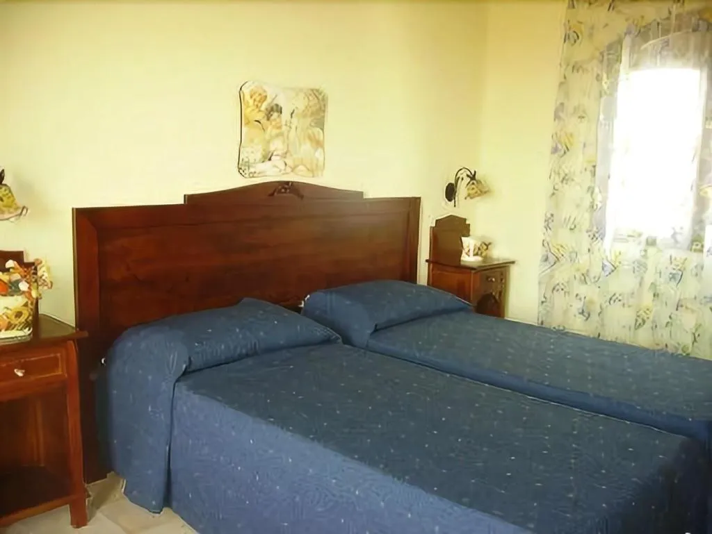 Room, Agriturismo Torre Tabia, Catania