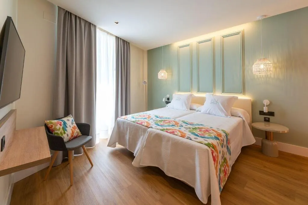Room, La Puerta De Nerja Hostal Boutique, Costa Del Sol