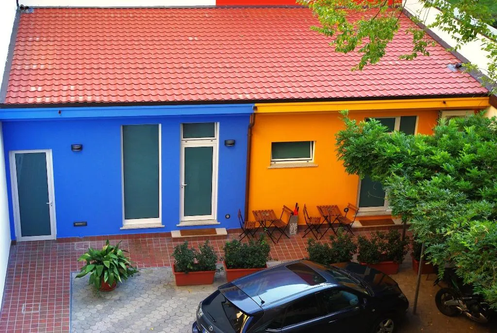 General view, Il Girasole, Milan