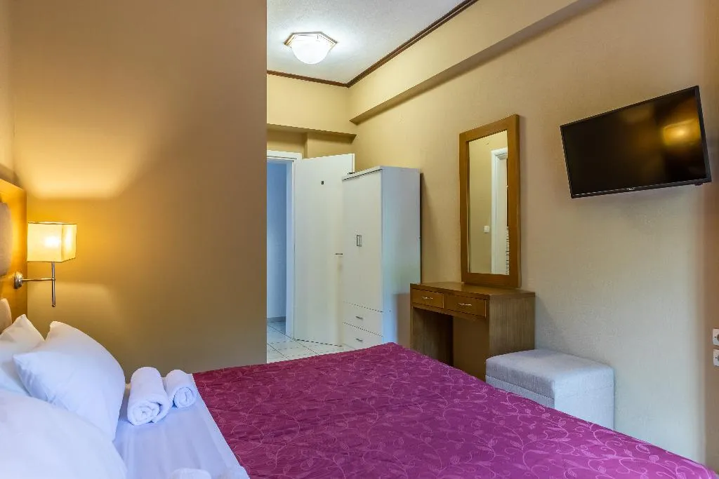 DOUBLE CAPACITY 2 Room, Elios Holidays Hotel, Skiathos