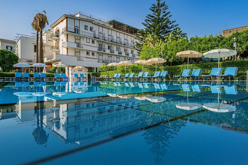 Pool, Hotel Aequa, Naples