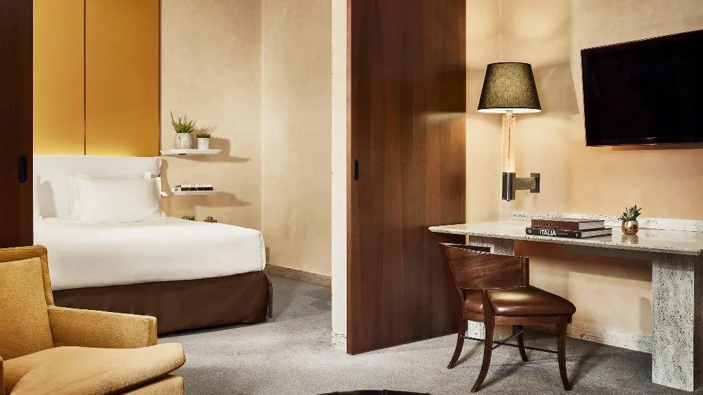 SUITE EXECUTIVE Room, Park Hyatt Milan, Milan