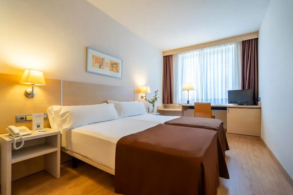 DOUBLE SUPERIOR WITH VIEWS Room, Glories, Barcelona