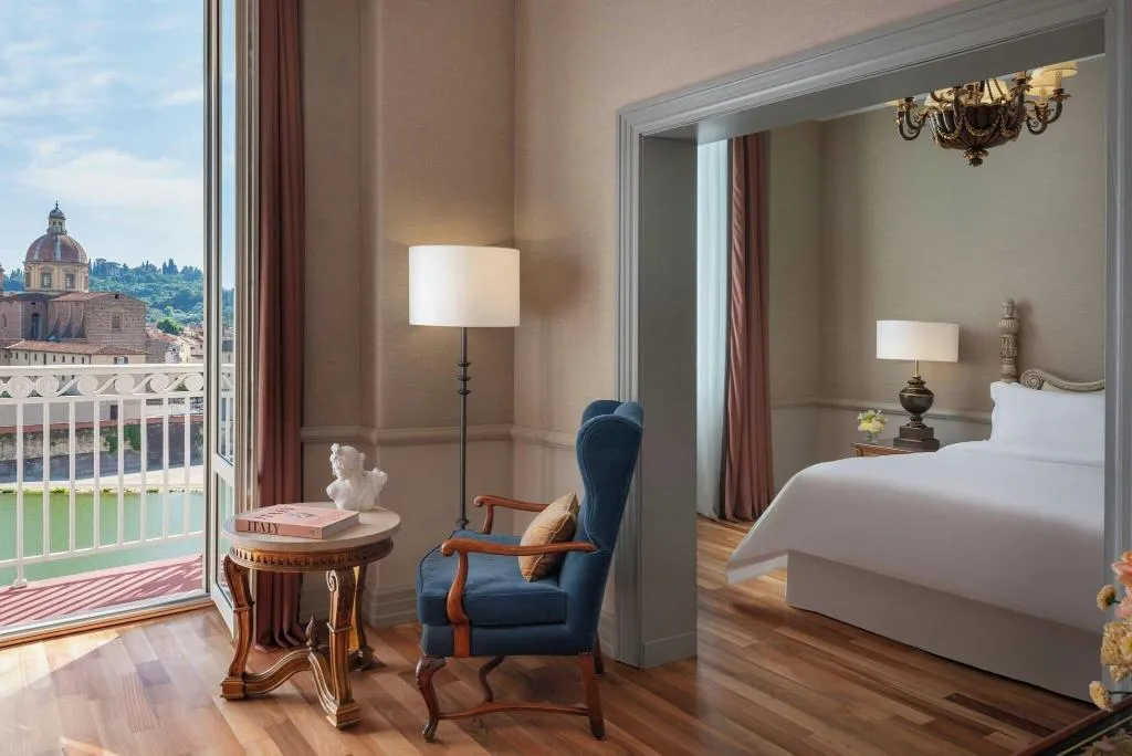 JUNIOR SUITE RIVER VIEW Room, The Westin Excelsior, Florence