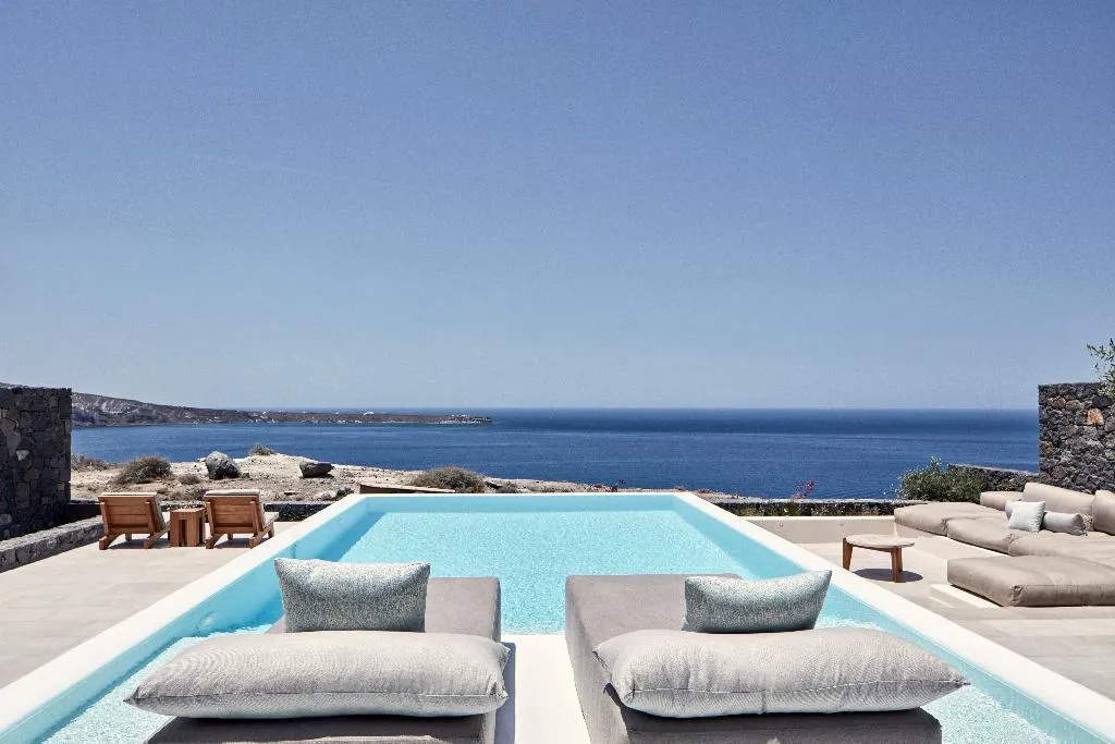 VILLA WITH PRIVATE POOL Room, Canaves  Epitome, Santorini