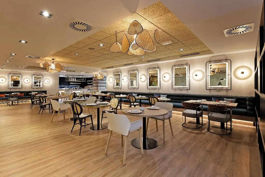 Bar, Melia Avenida America, Madrid