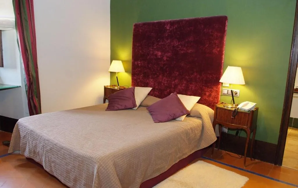 Room, Palau lo Mirador, Costa Brava