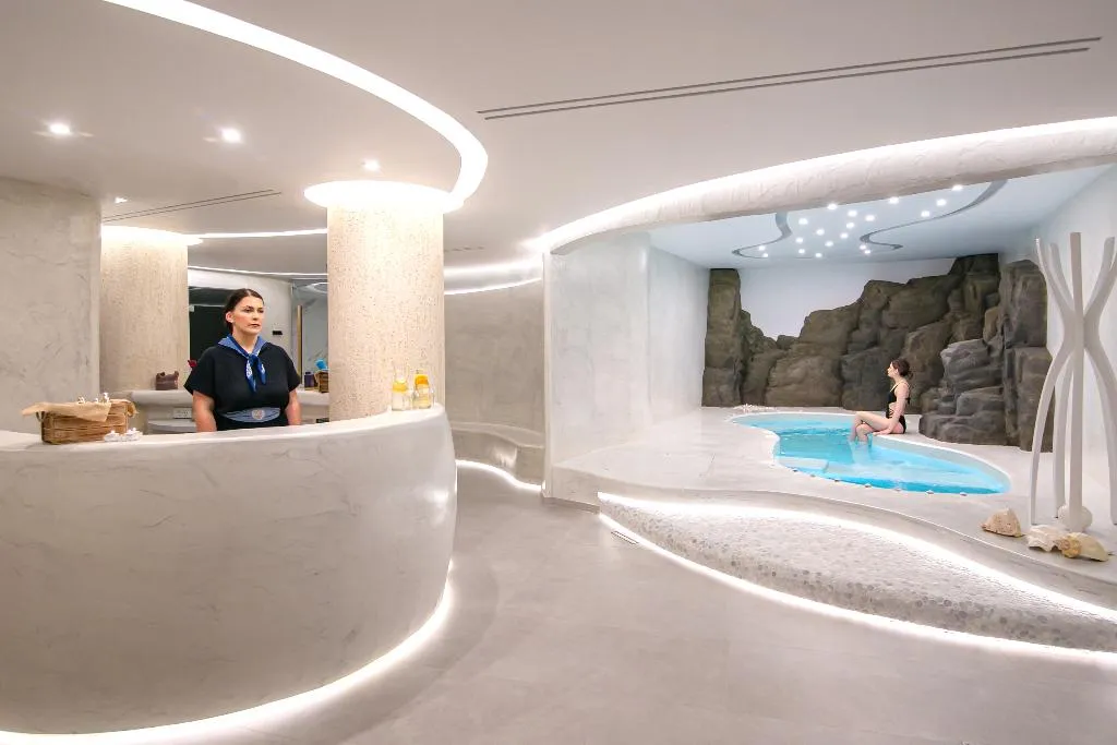 Sports and Entertainment, Acroterra Rosa Luxury Suites & Spa, Santorini