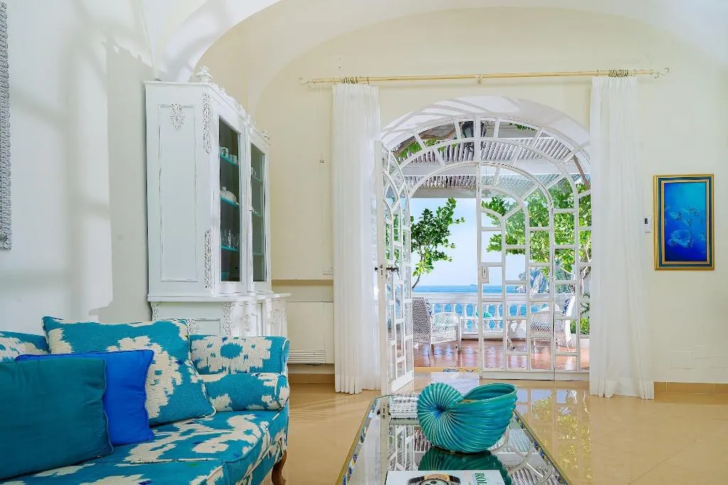 Room, Villa Boheme Exclusive Luxury Suites, Naples