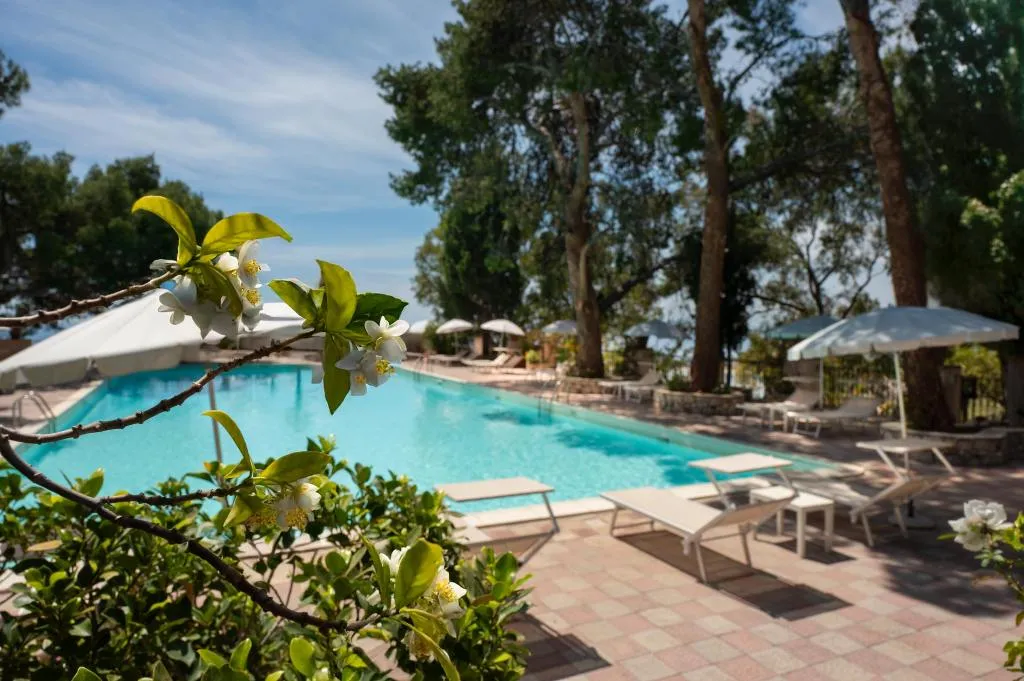 Pool, Excelsior Palace, Taormina