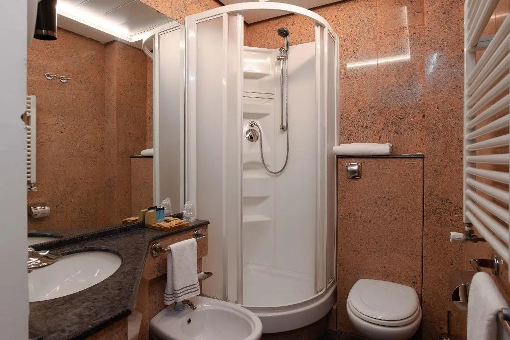 Double or Twin STANDARD Room, La Giocca Hotel, Rome