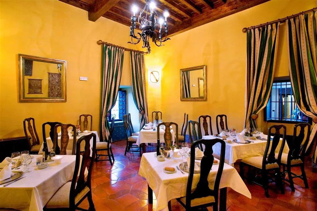 Restaurant, Parador de Jarandilla de la Vera, Madrid