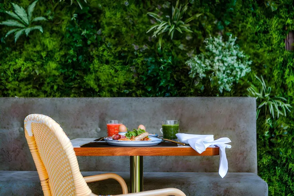 Restaurant, Wine & Books Lisboa - Wbl, Lisbon