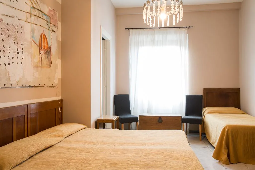 QUADRUPLE STANDARD Room, Panorama Artinside, Florence